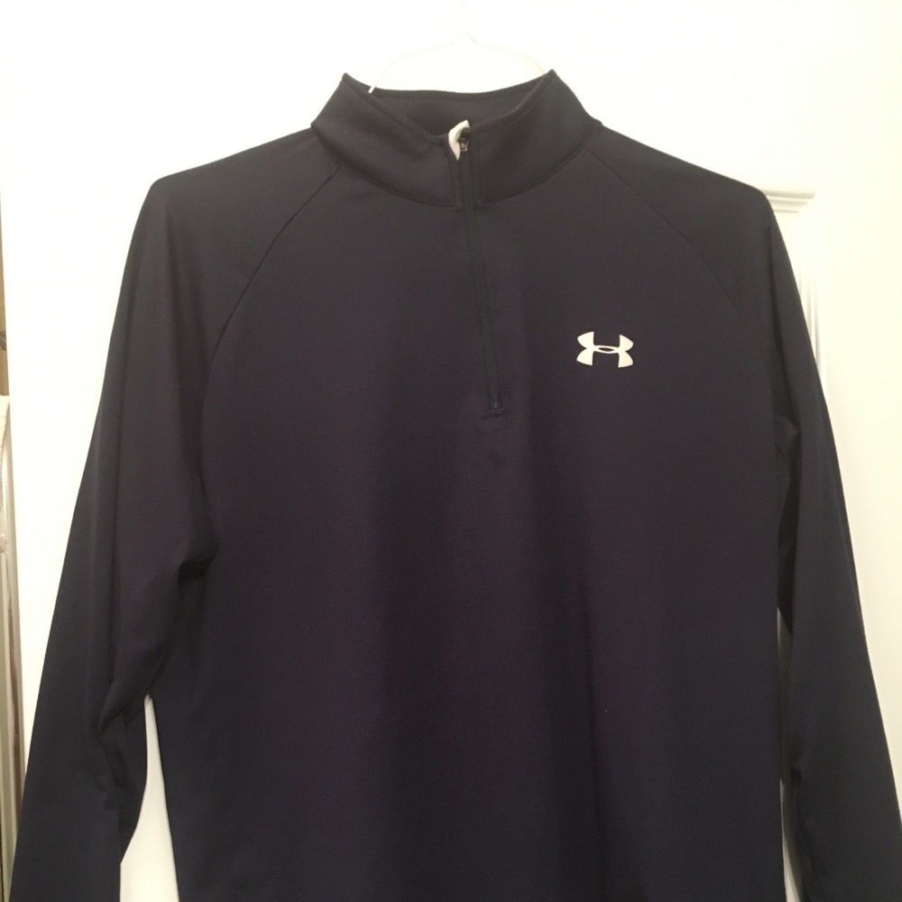 Under Armour loose fit